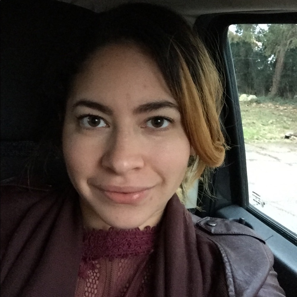 Meet your Posher, Maria